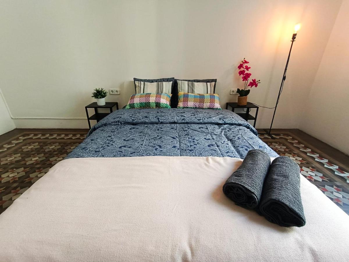 By Urquinaona Rooms Барселона Екстериор снимка